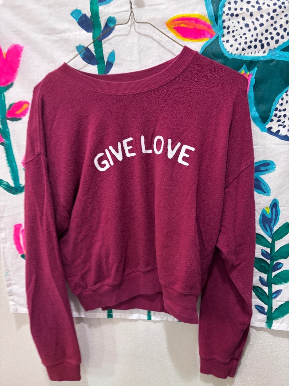Spiritual Gangster "Give Love" Sweatshirt Size S